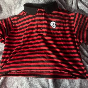 medium, red and black, striped, crop top, skull patch